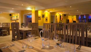 ELEMENTS RESTAURANT BUDE INTERIOR IMAGE