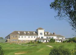 top 10 cornwall golf courses - bowood park golf course image