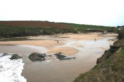 padstow beach guide - trevone image